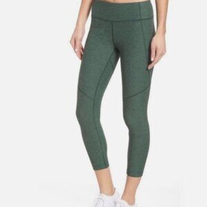 Outdoor Voices green crop spandex leggings Size‎ M